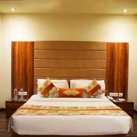 One Earth Avaas Hotell Amritsar Eksteriør bilde