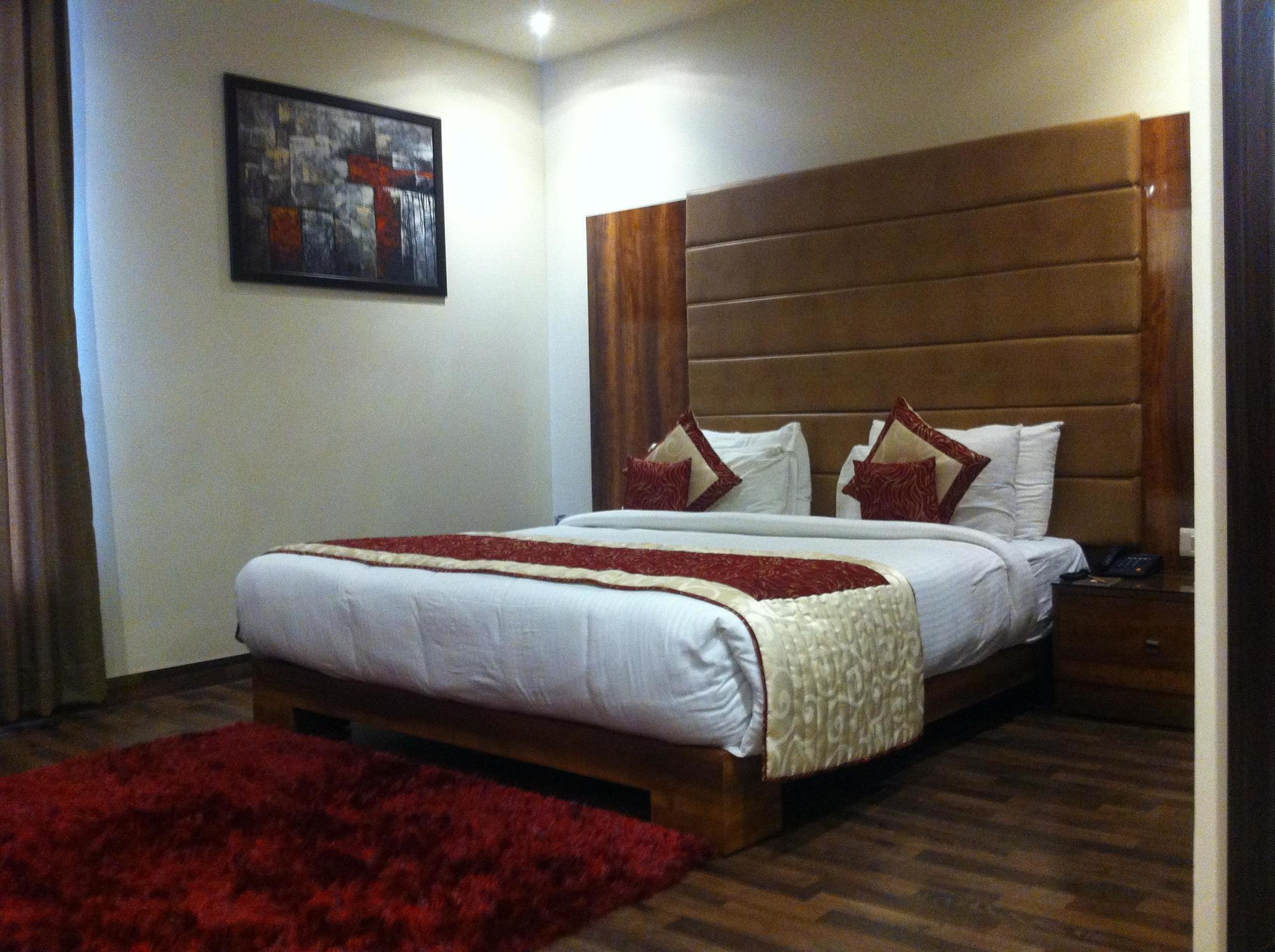 One Earth Avaas Hotell Amritsar Eksteriør bilde