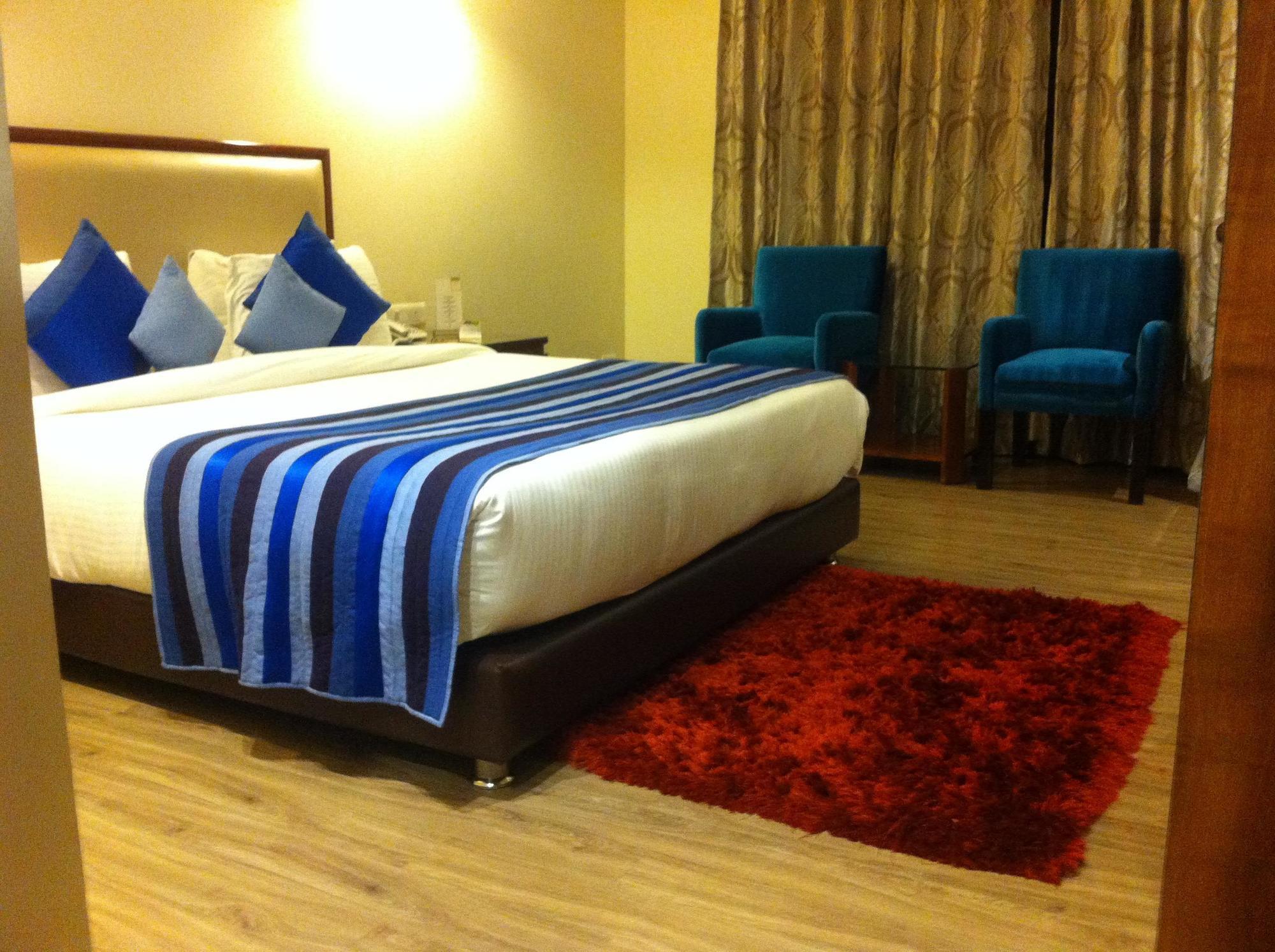 One Earth Avaas Hotell Amritsar Eksteriør bilde