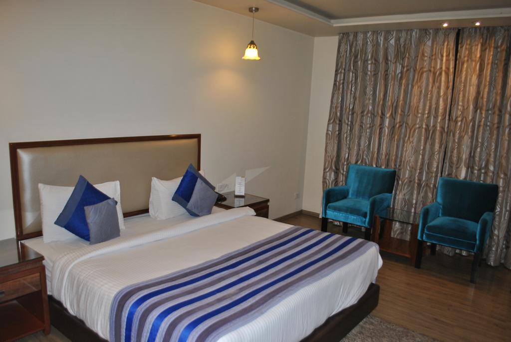 One Earth Avaas Hotell Amritsar Eksteriør bilde