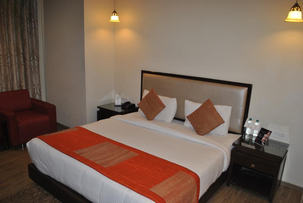 One Earth Avaas Hotell Amritsar Eksteriør bilde