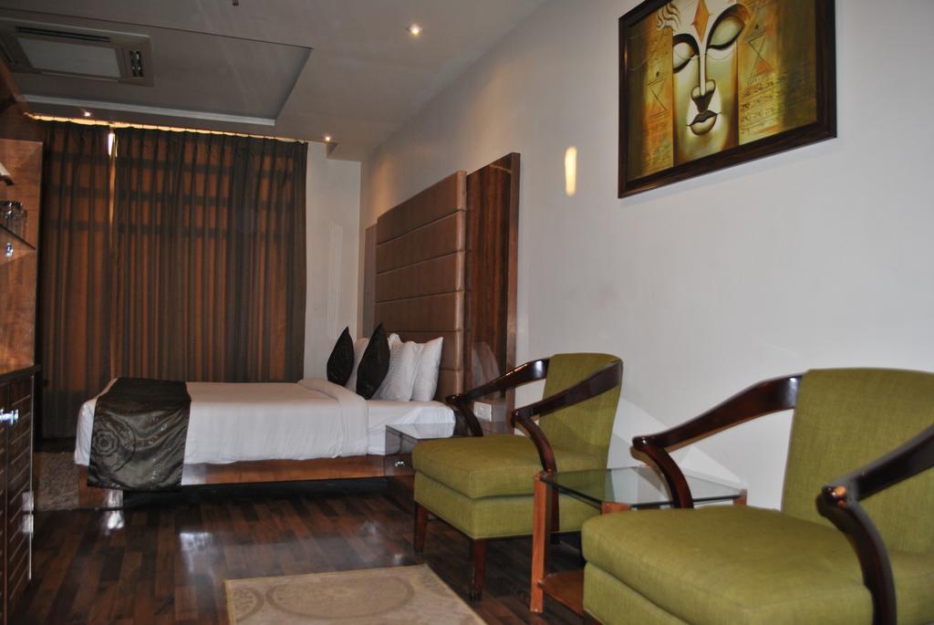 One Earth Avaas Hotell Amritsar Eksteriør bilde