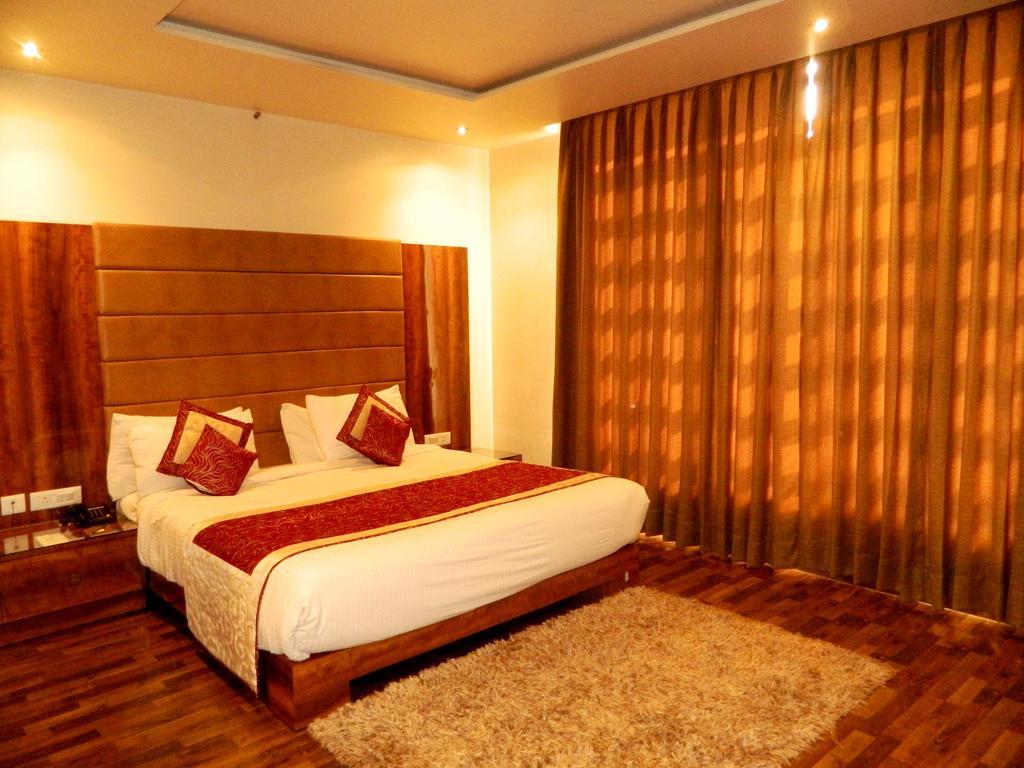 One Earth Avaas Hotell Amritsar Eksteriør bilde
