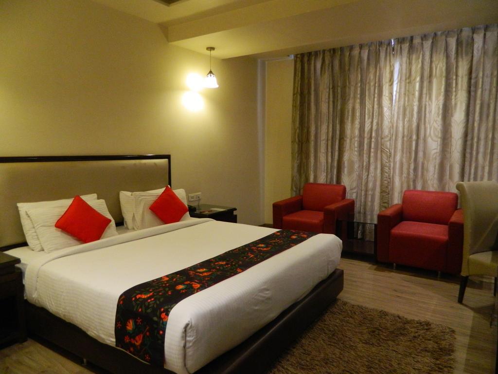 One Earth Avaas Hotell Amritsar Eksteriør bilde