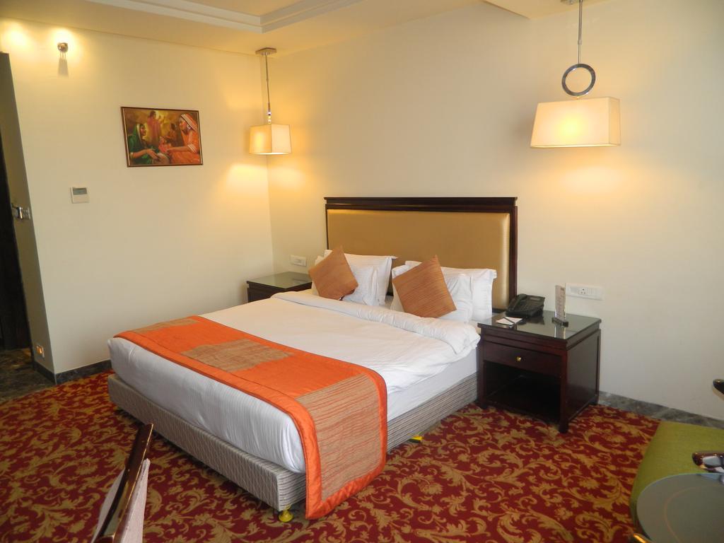 One Earth Avaas Hotell Amritsar Eksteriør bilde
