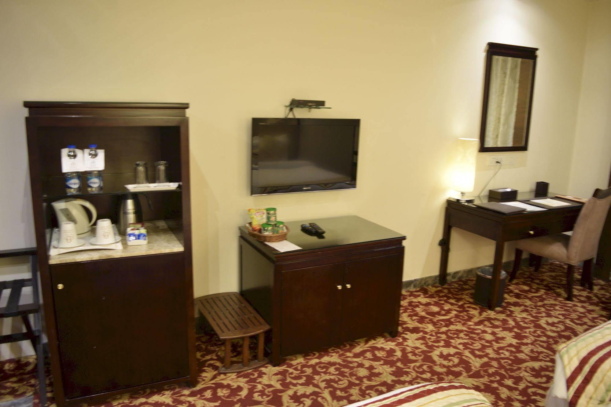 One Earth Avaas Hotell Amritsar Eksteriør bilde