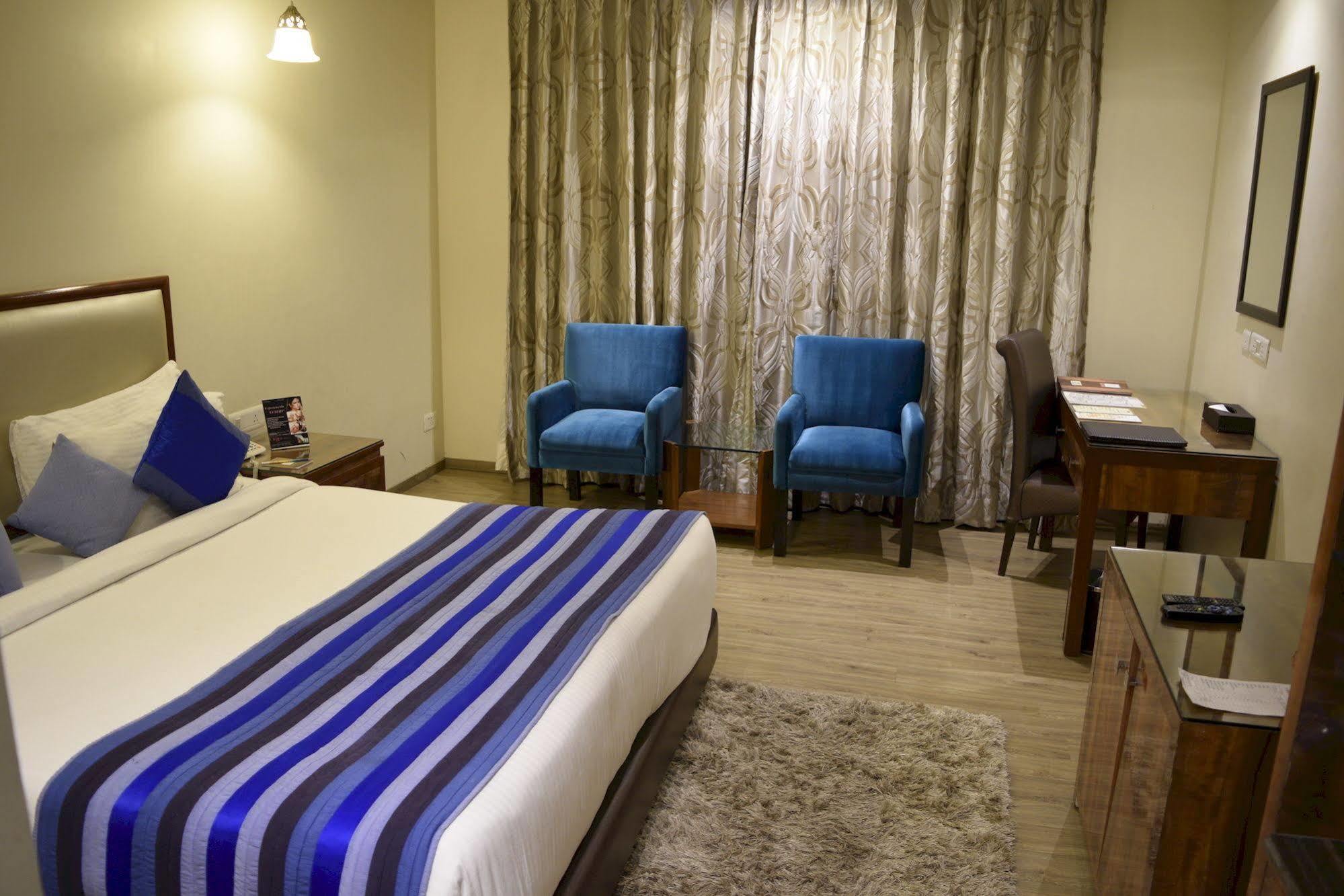 One Earth Avaas Hotell Amritsar Eksteriør bilde