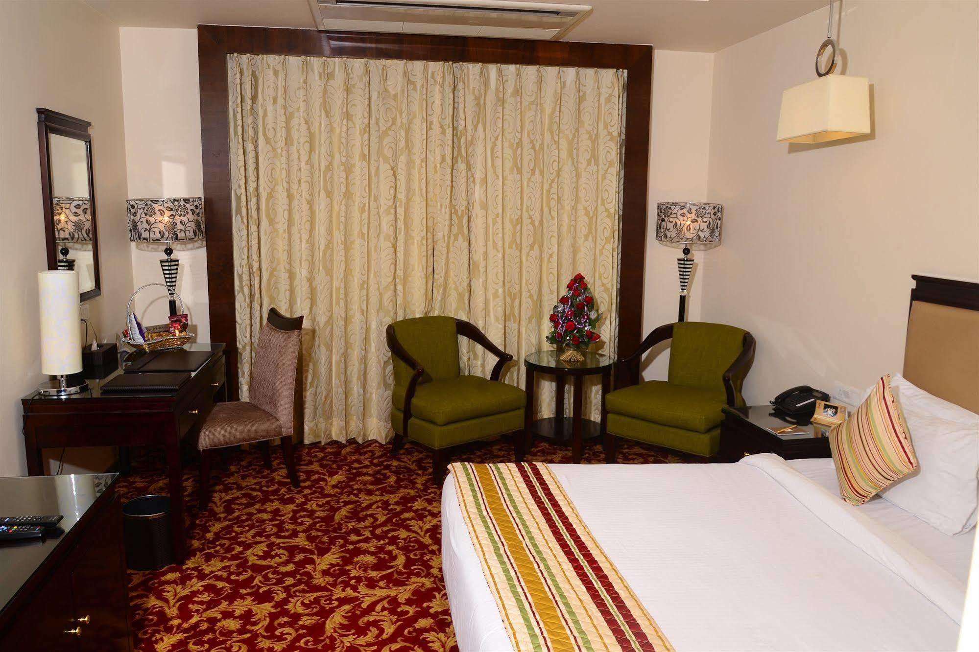 One Earth Avaas Hotell Amritsar Eksteriør bilde